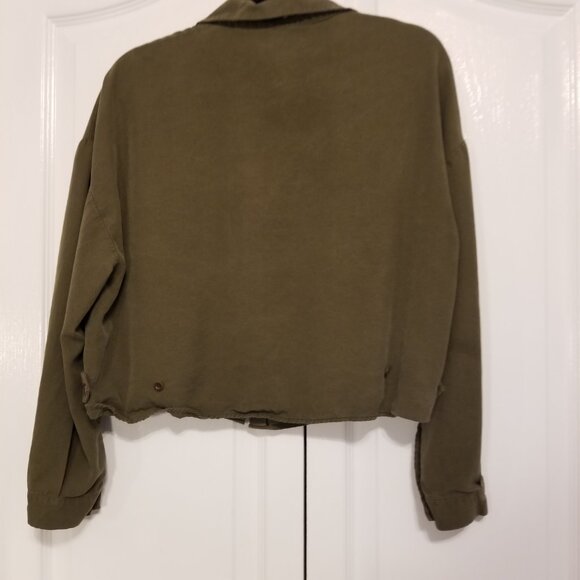 Cropped Button Down Shirt Long Sleeve Army Green Medium Zara TRF Collared Blouse - Picture 6 of 11
